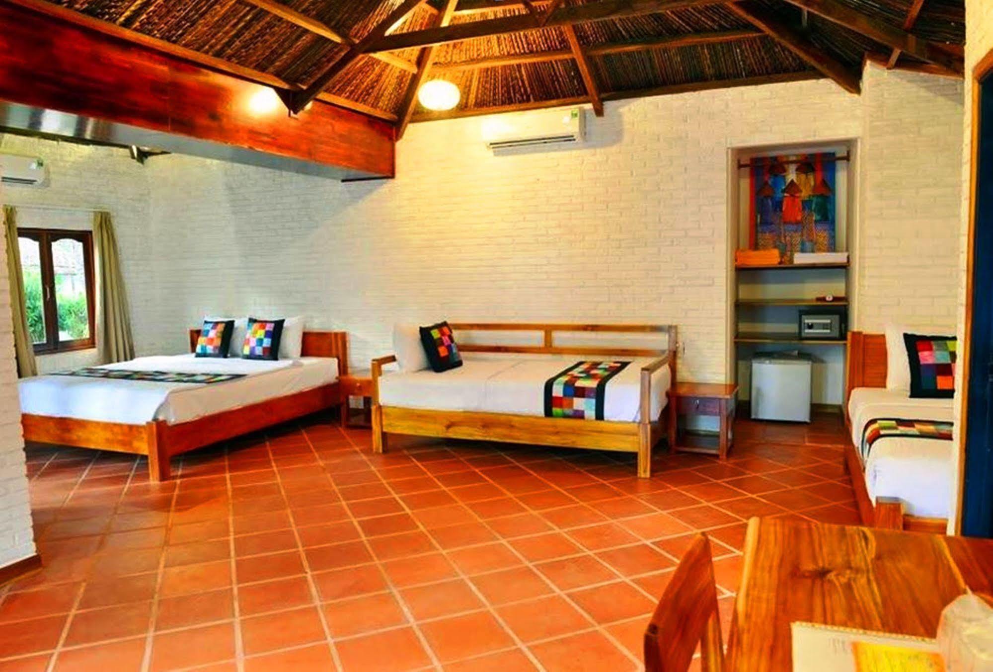 Ananda Resort Phan Thiết Buitenkant foto